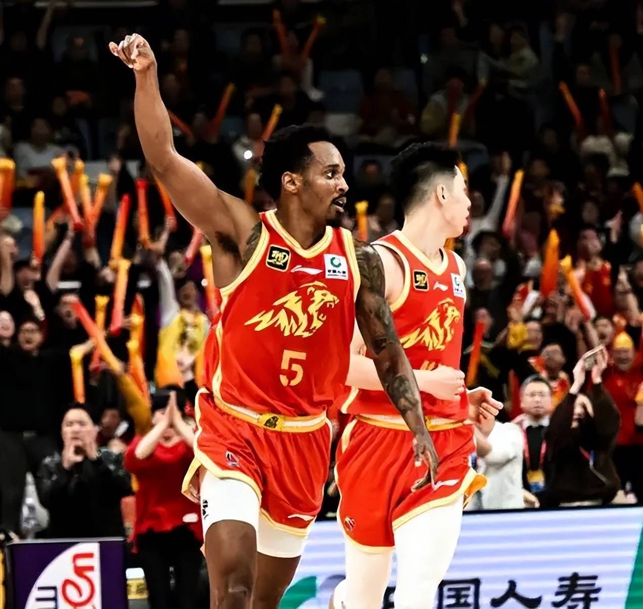 一支实力强劲的球队，成为CBA黑马