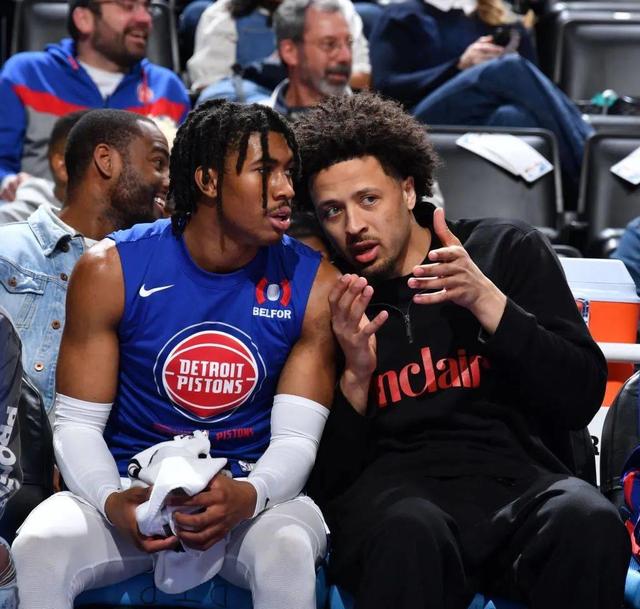 非洲球员带领球队实现绝地逆袭