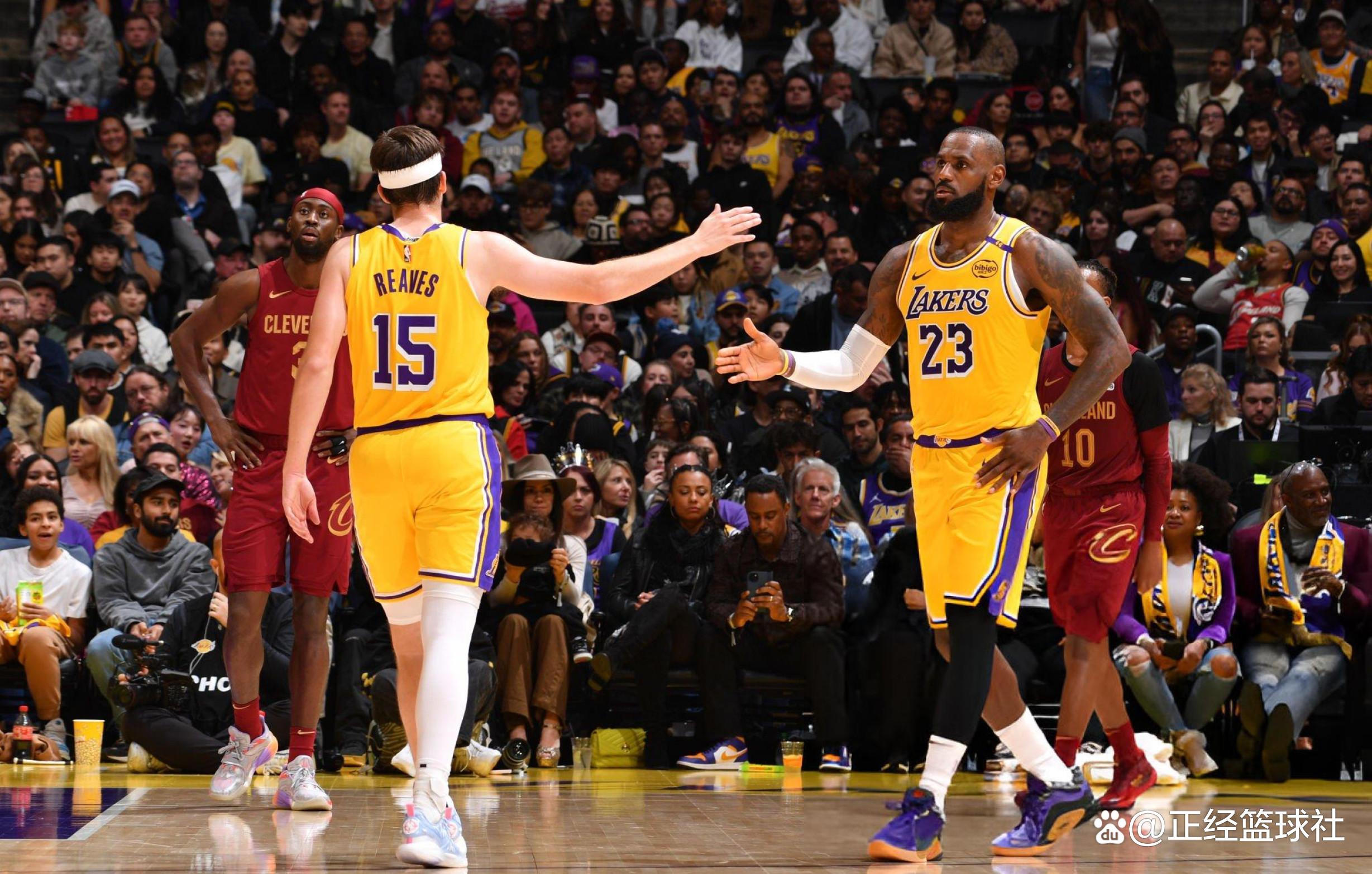 湖人隊砍下高分，輕鬆擊敗對手