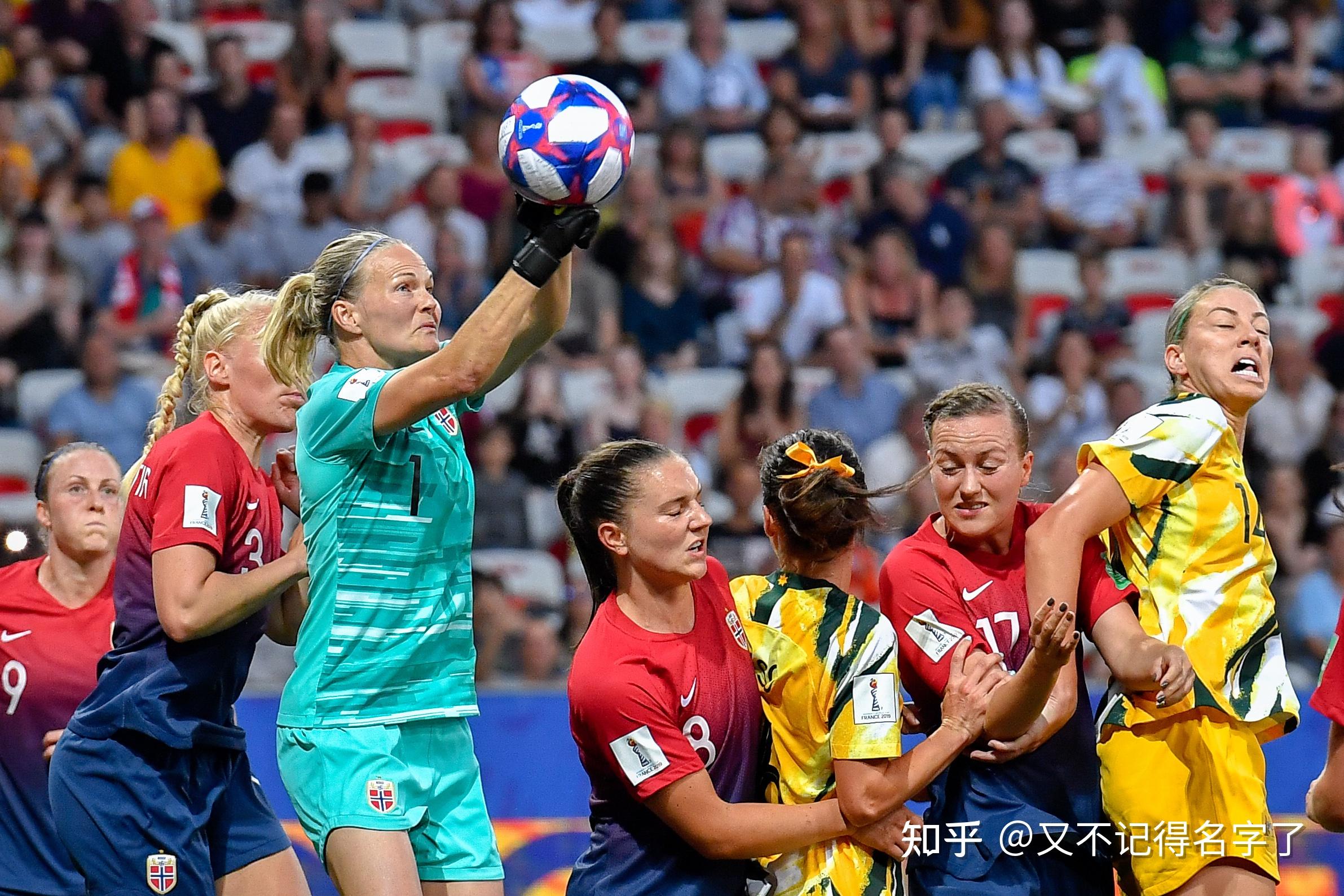 瑞士女足大秀实力，晋级下一轮比赛