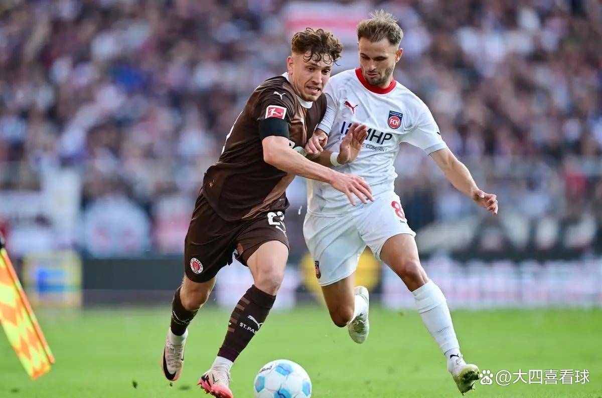 爱游戏app-斯图加特球员表现抢眼，成为全队焦点