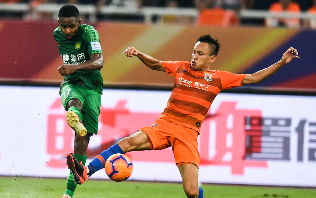 爱游戏官方登录入口-球队全力备战决赛，冠军悬念引人关注